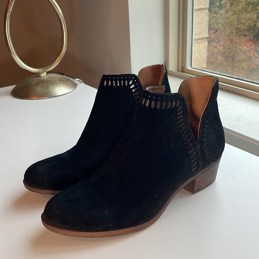 Lucky Brand Low Suede Booties